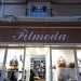 La catena Filmoda conta oggi quattro punti vendita in citt, gestiti da sette fratelli. I due pi anziani sono Nicolangelo e Giovanni De Tullio, che nel 1957 aprirono il primo esercizio commerciale in via Manzoni, quasi ad angolo con via Principe Amedeo